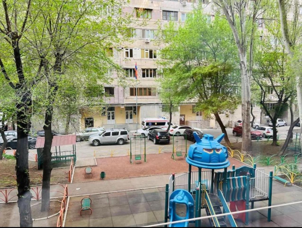Apart House In Centr Koghbaci Strit Γιερεβάν Εξωτερικό φωτογραφία